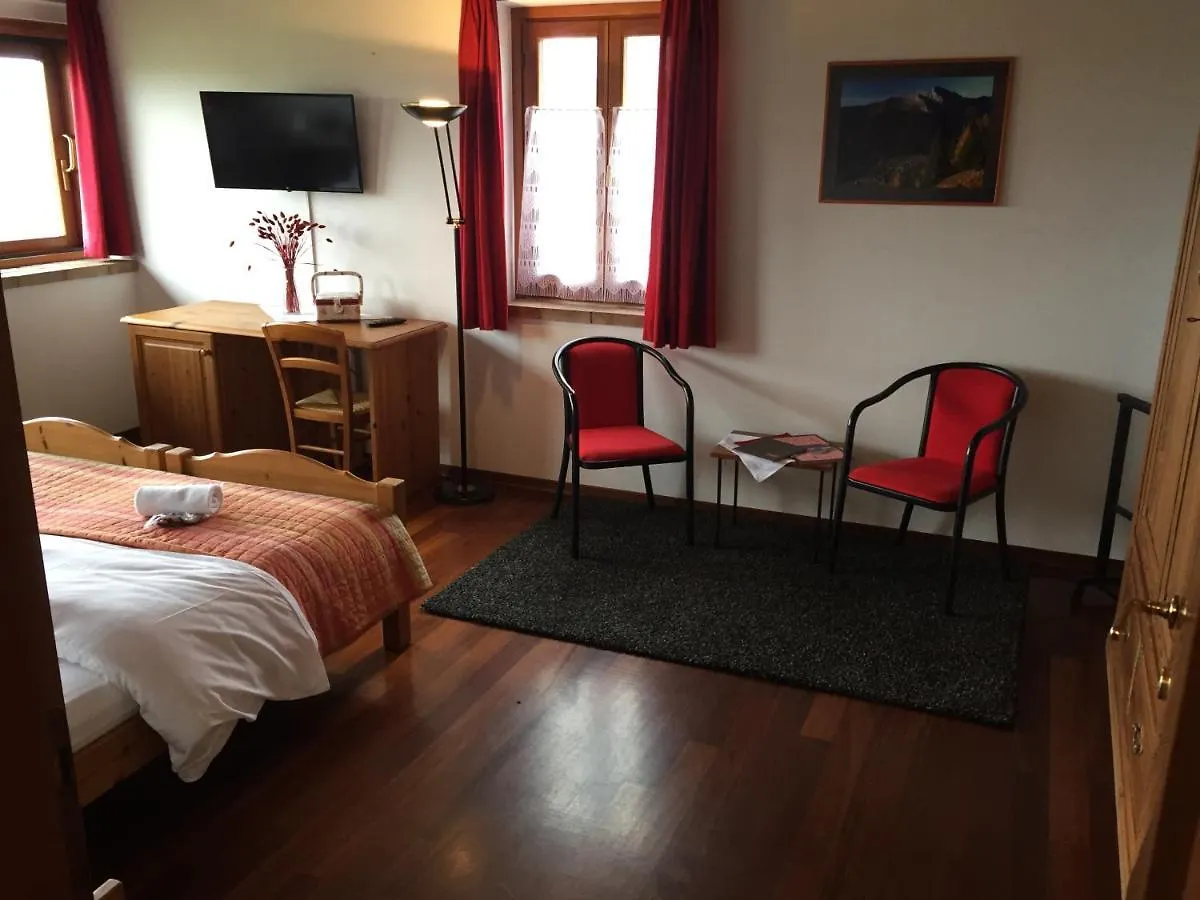 Qui Wolf Udine Hotel Collalto